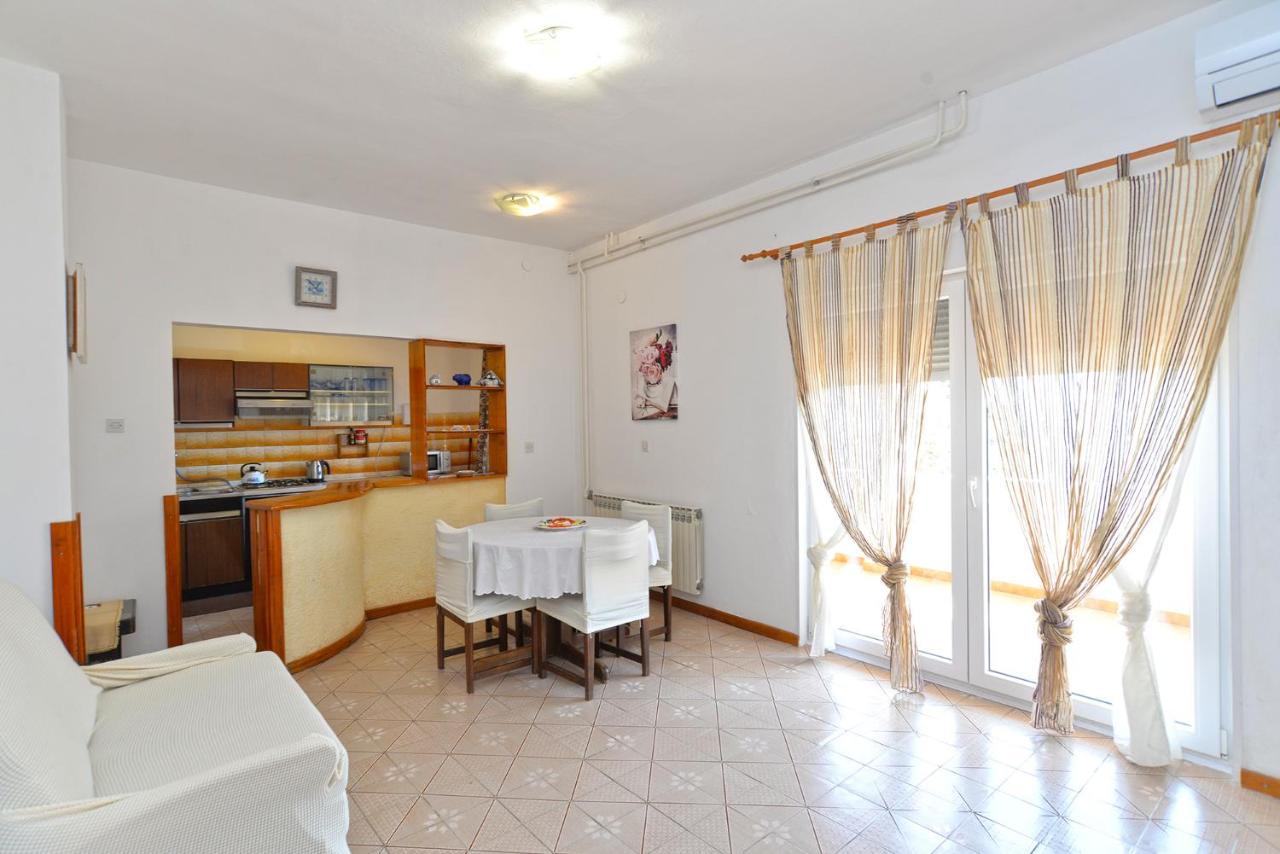 Apartment Silvio 1779 Banjole Exterior photo