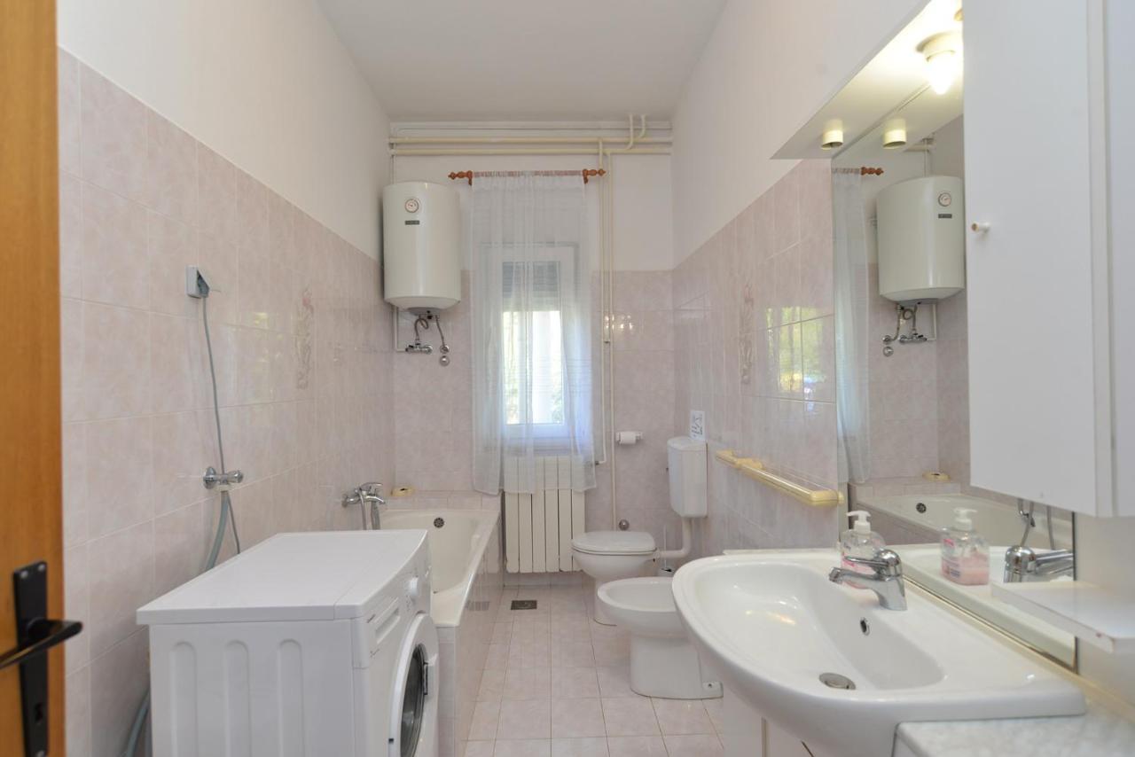 Apartment Silvio 1779 Banjole Exterior photo
