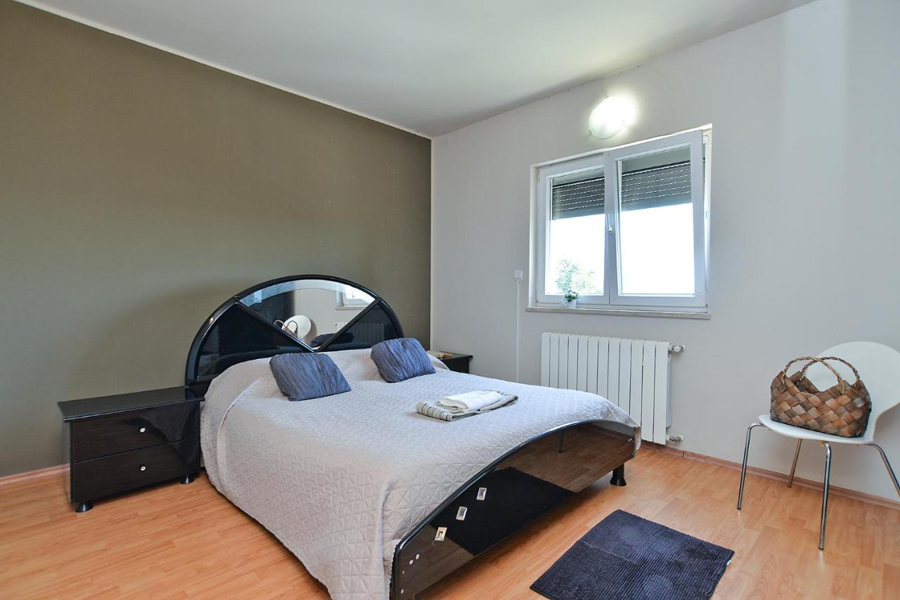 Apartment Silvio 1779 Banjole Exterior photo